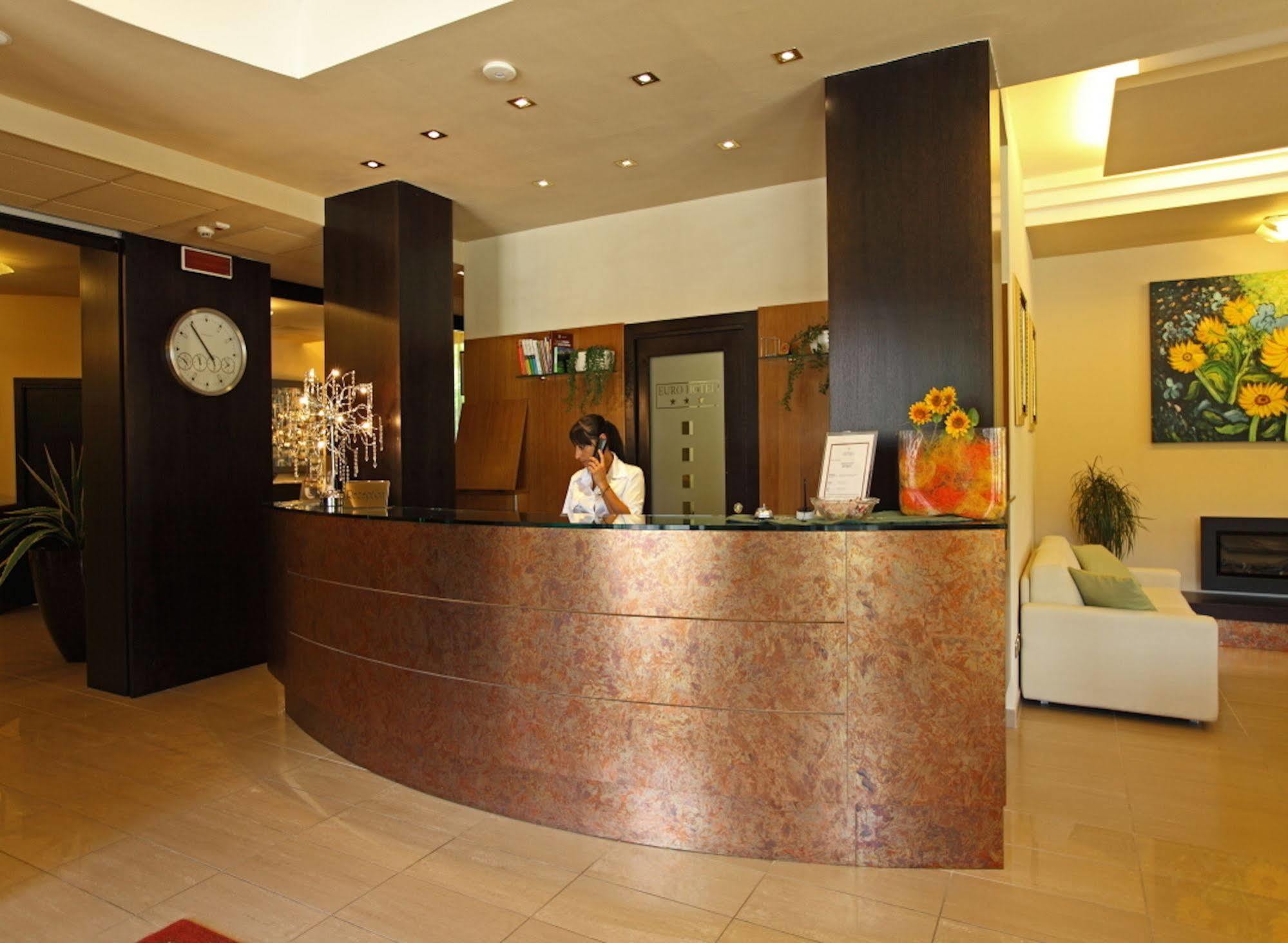Euro Hotel Пьеве-Санто-Стефано Экстерьер фото